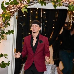 Meet your Posher, Gavin